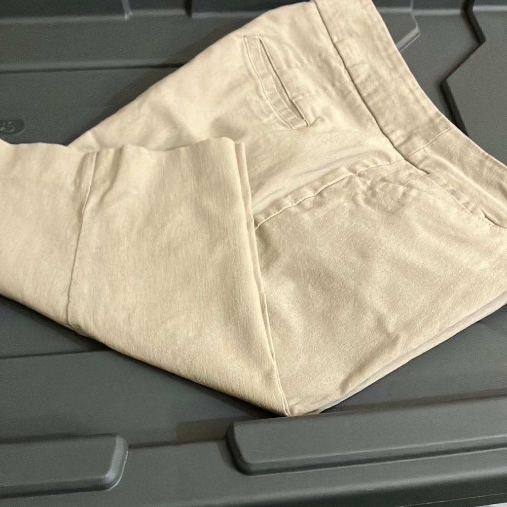 Attyre Cream Chino Shorts Soft Cotton Texture